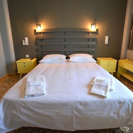 Leonidaion Guesthouse Olympie Chambre photo A bedroom in a hotel