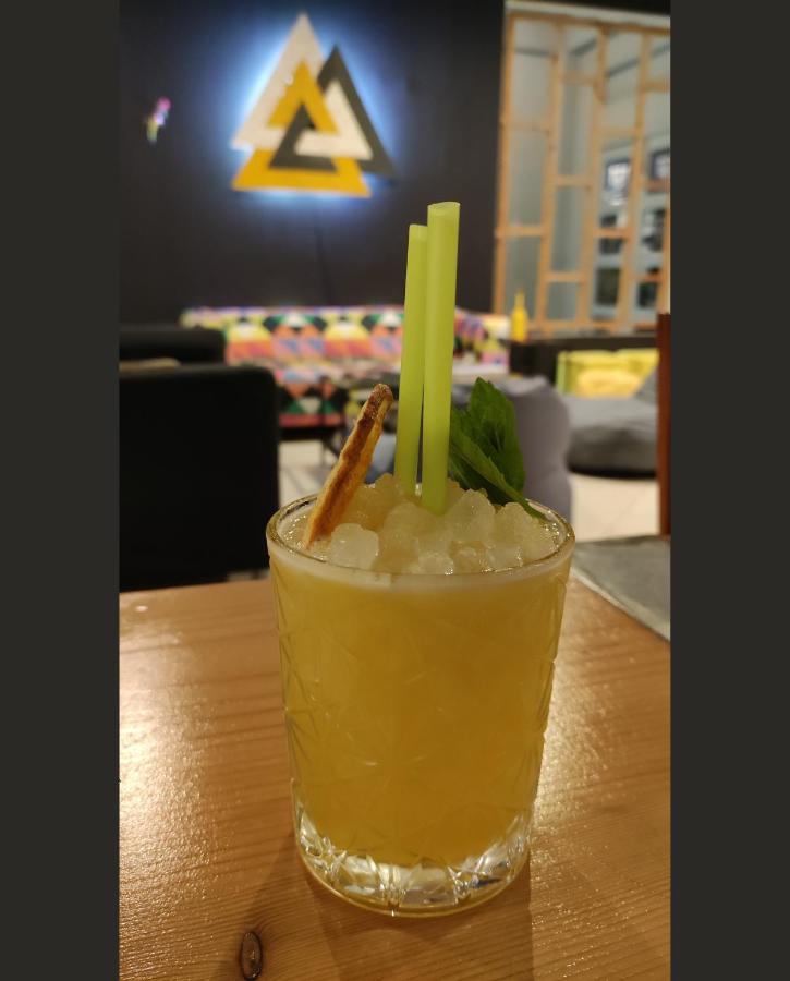 Leonidaion Guesthouse Olympie Extérieur photo A pineapple juice